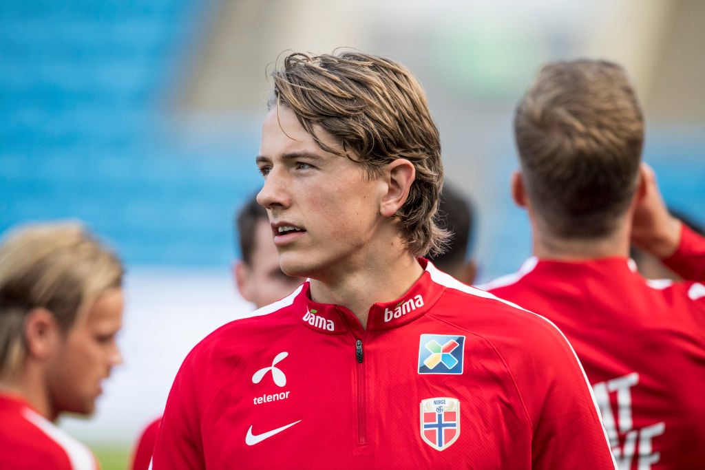 Three reasons United should make late move for Sander Berge