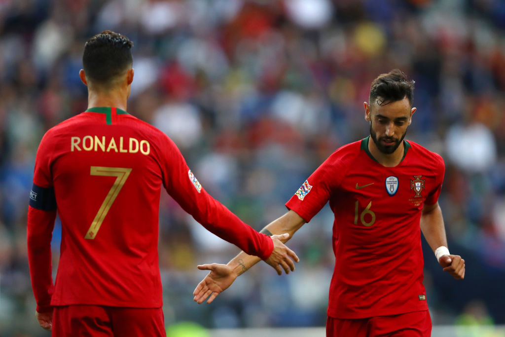 Rio Ferdinand shares what Cristiano Ronaldo told him about Fernandes to United