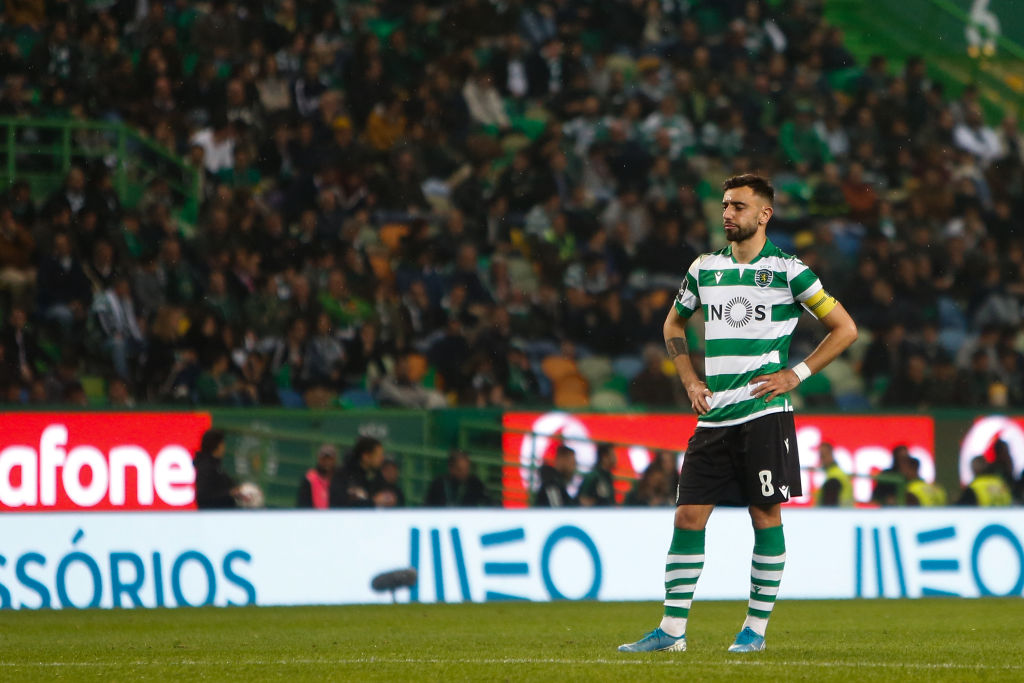 What's the latest with United's Fernandes pursuit?