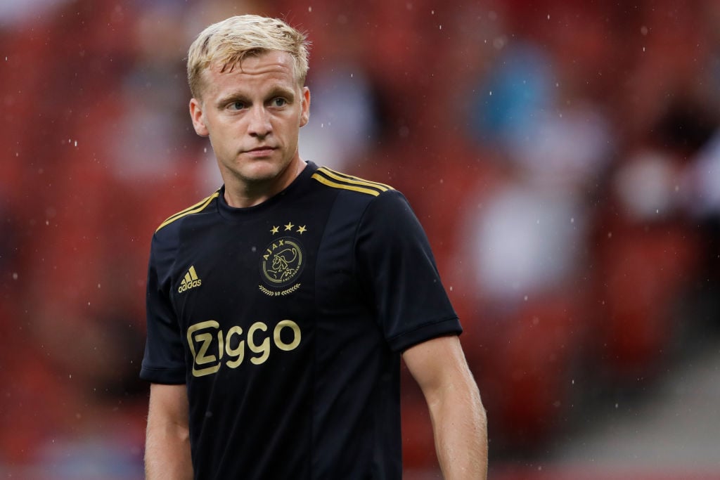 Donny van de Beek to be denied favourite shirt number at Man Utd but  transfer could see him take on cursed No7