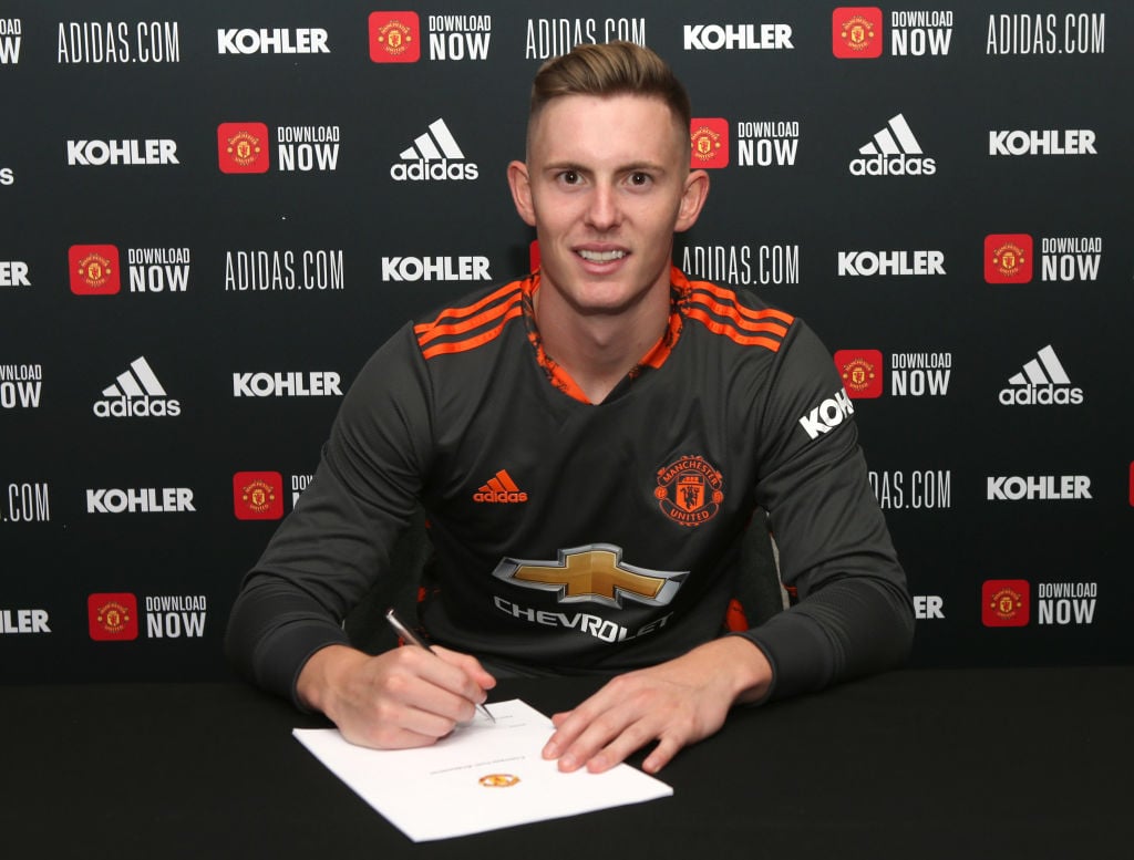 Dean Henderson Signs a New Contract at Manchester United