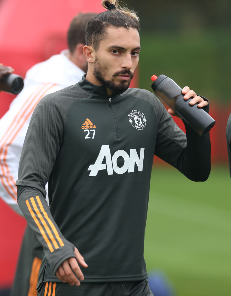 Edinson Cavani Trains at Manchester United