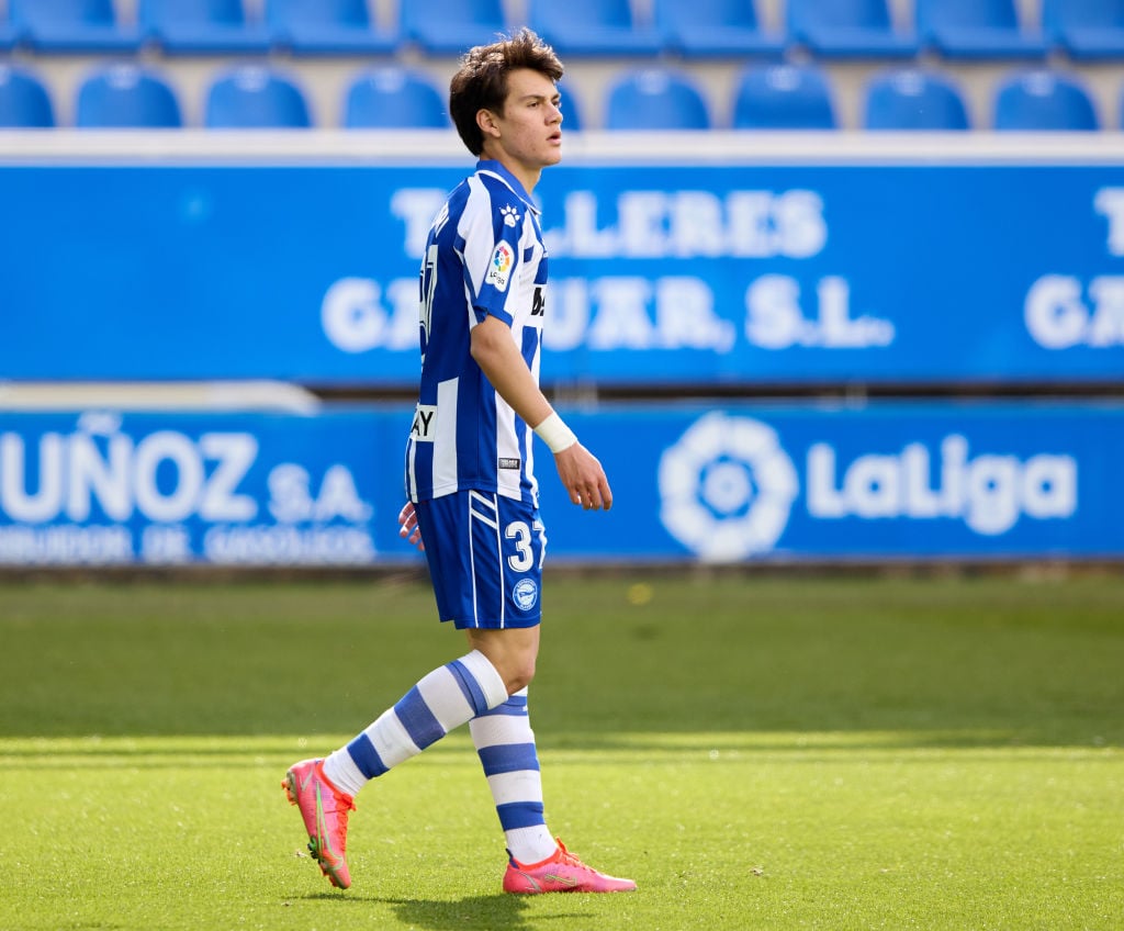 Deportivo Alaves v Cadiz CF - La Liga Santander
