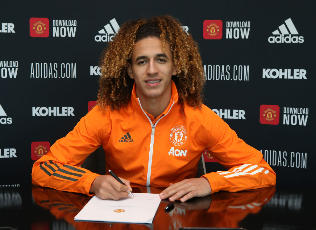 Hannibal Mejbri Signs a New Contract at Manchester United
