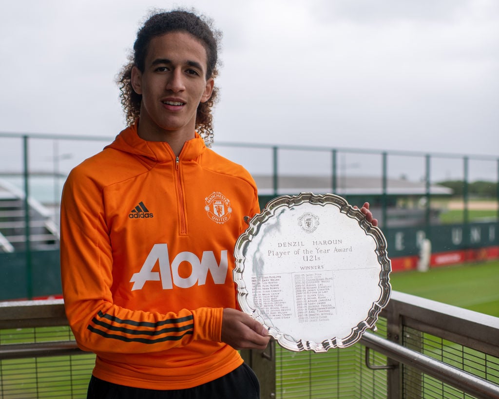 Hannibal Mejbri is Awarded the Denzil Haroun Award for Manchester United Reserve Team Player of the Year