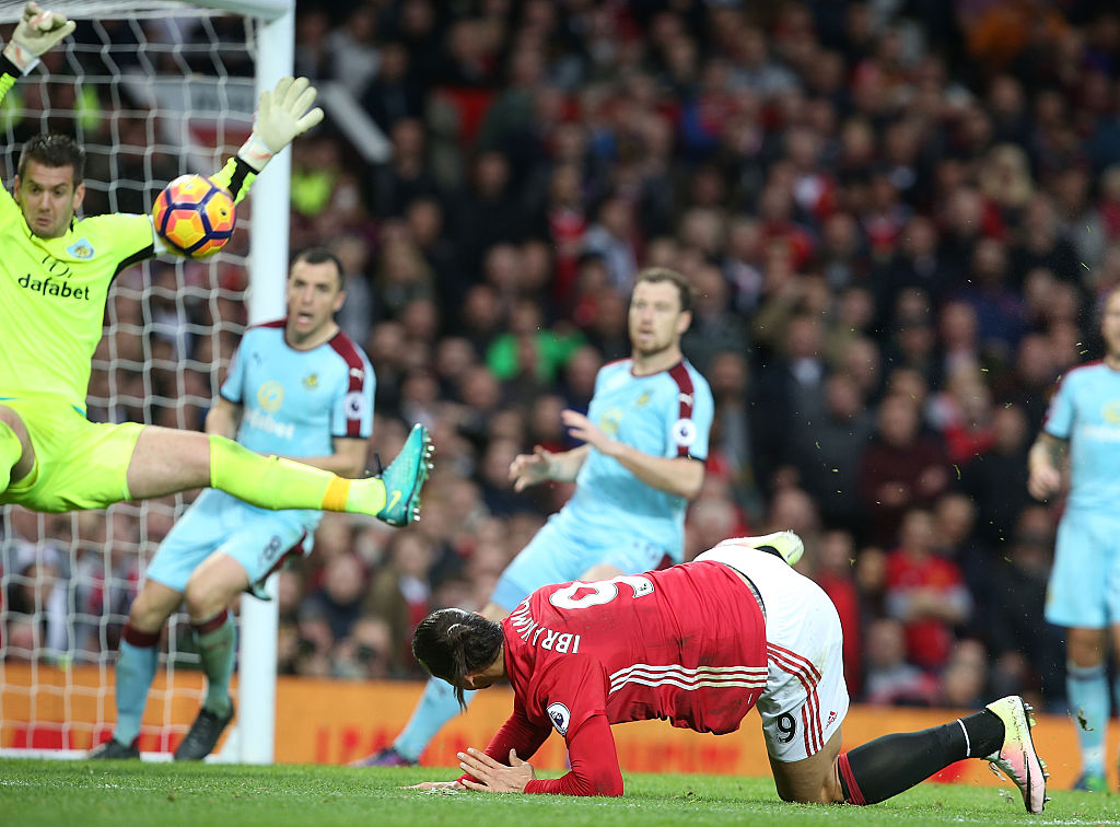 Manchester United v Burnley - Premier League