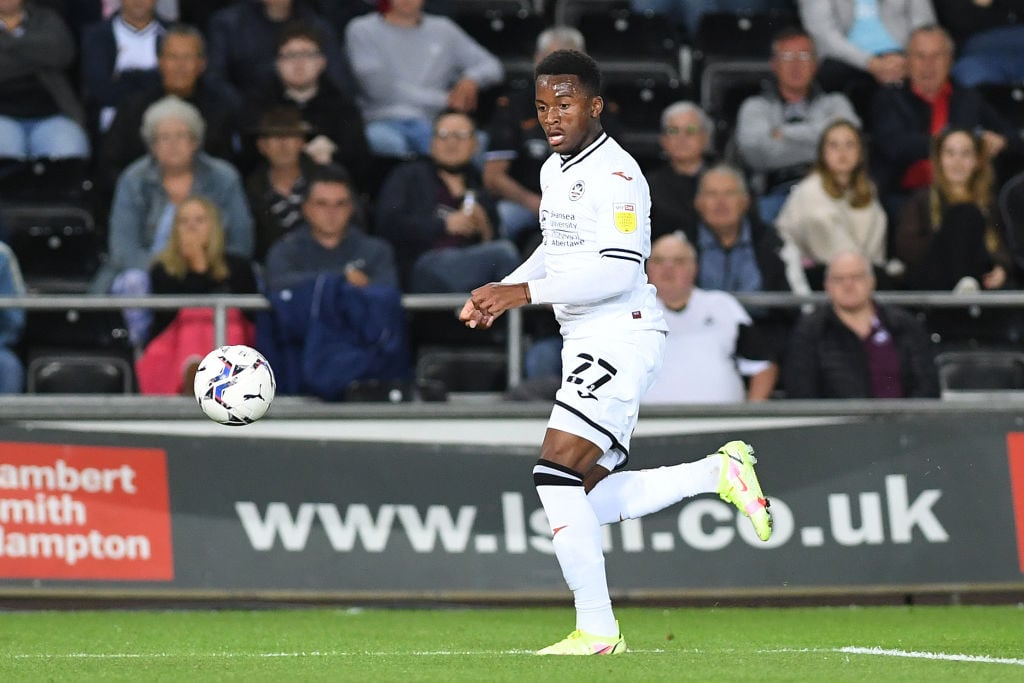 United loanee Ethan Laird records first assist in Swansea win