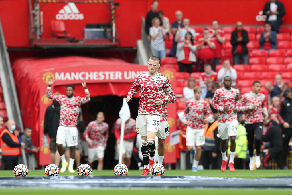 Manchester United v Leeds United - Premier League