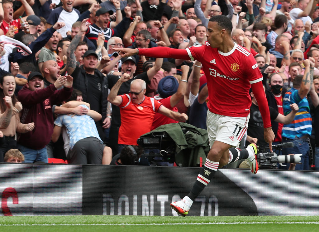 Manchester United v Leeds United - Premier League