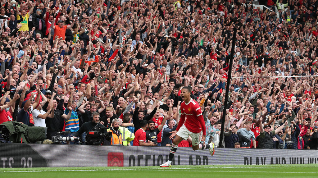 Manchester United v Leeds United - Premier League