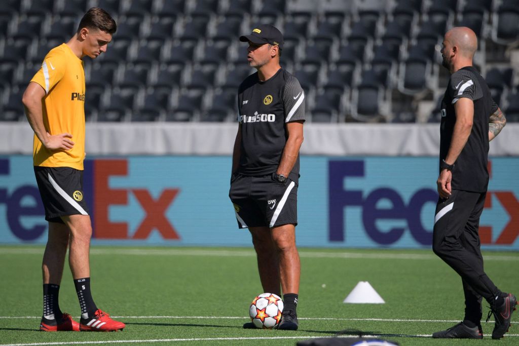 FBL-EUR-C1-TRAINING-YOUNG BOYS