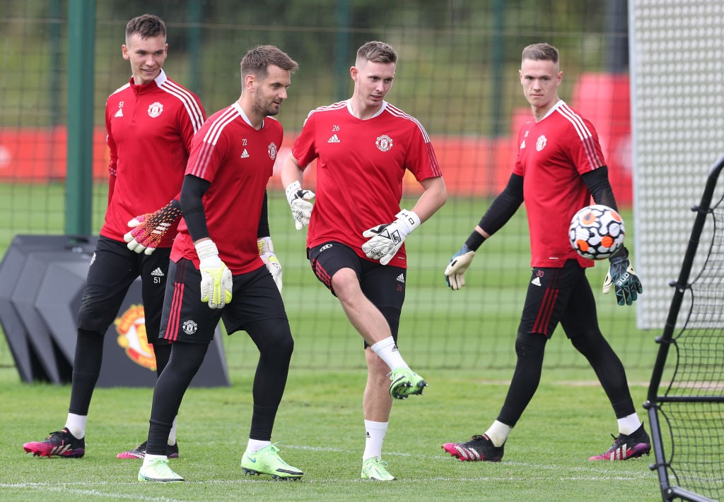 Dean Henderson sends message to United fans after his return to training