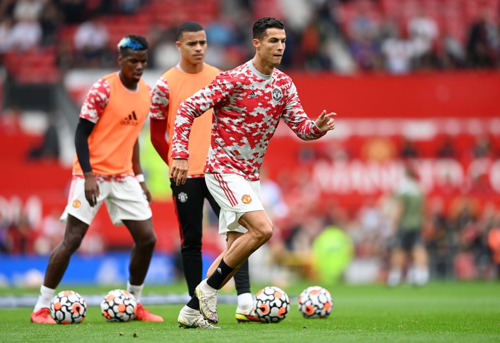 Manchester United v Aston Villa - Premier League