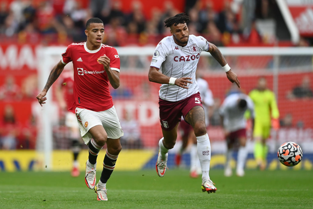 Manchester United v Aston Villa - Premier League