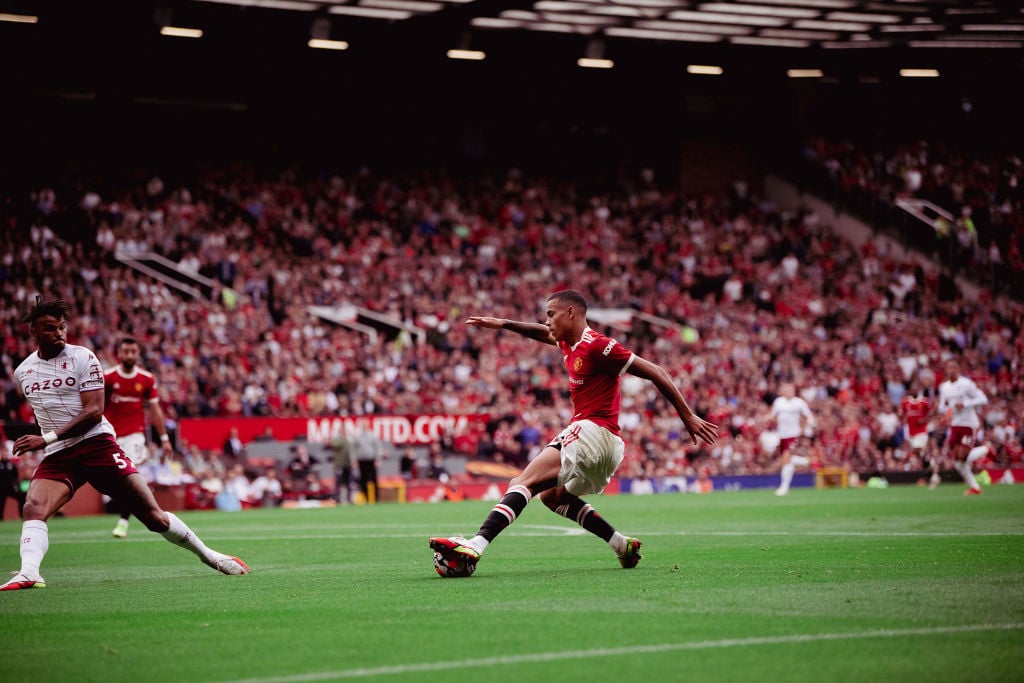 Manchester United v Aston Villa - Premier League