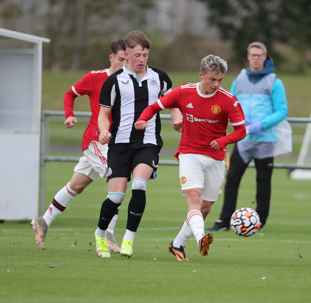 Isak Hansen-Aaroen makes Manchester United academy comeback
