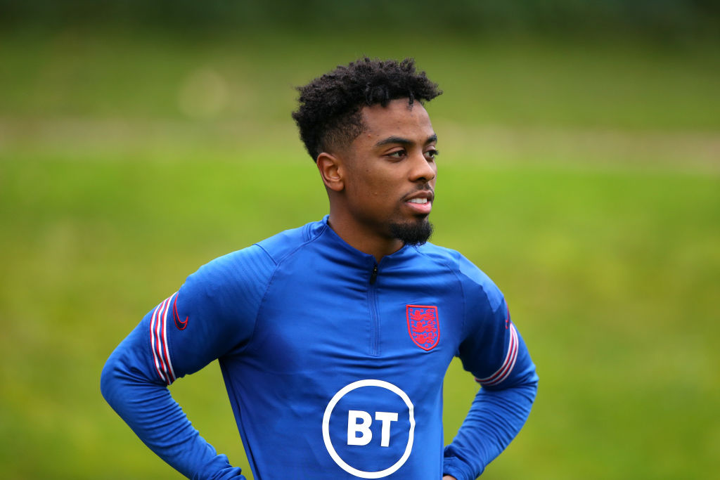 Angel Gomes scores first Lille goal to help clinch CL last-16 qualification
