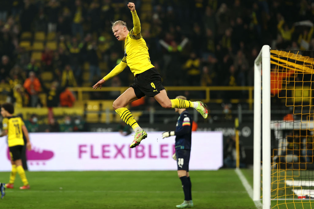 Borussia Dortmund v SpVgg Greuther Fürth - Bundesliga