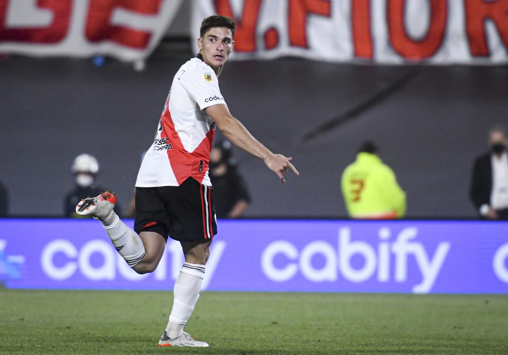 River Plate v Racing Club - Torneo Liga Profesional 2021