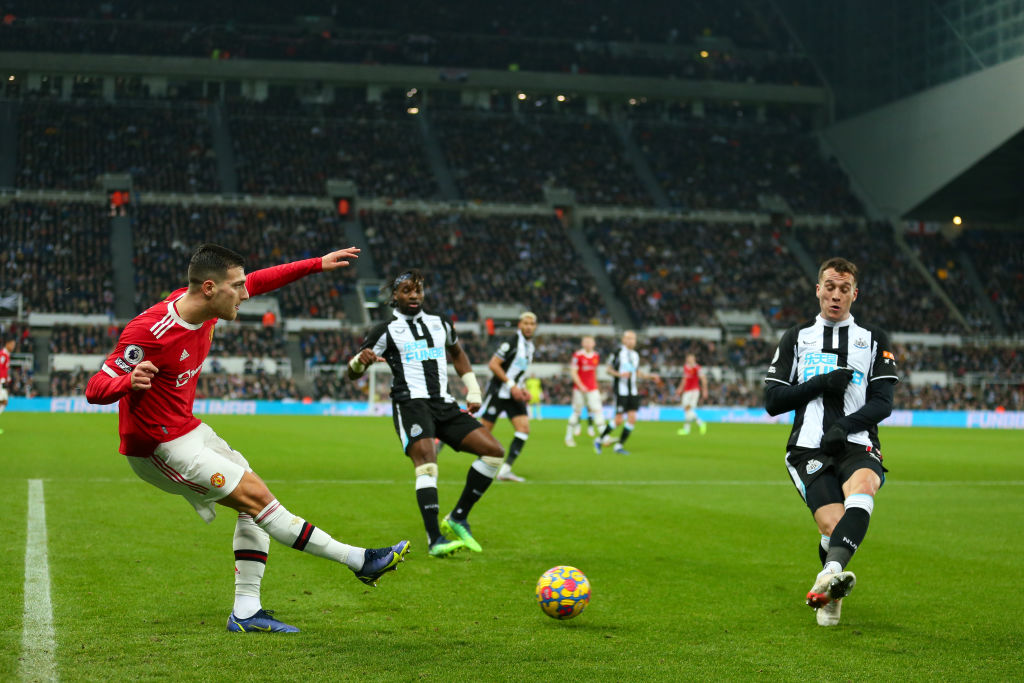 Newcastle United v Manchester United - Premier League