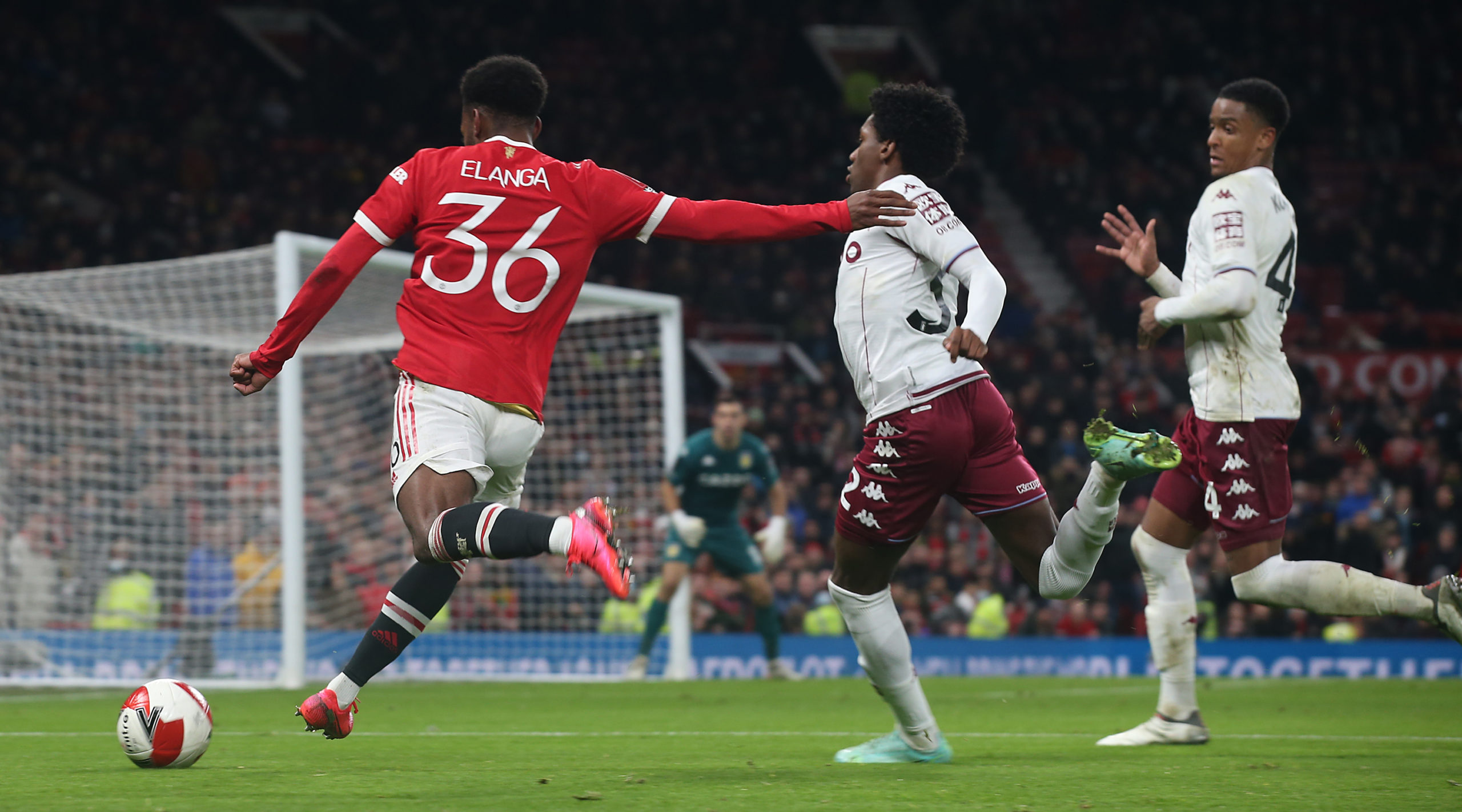 Manchester United fans enjoyed Anthony Elanga's cameo performance v Villa