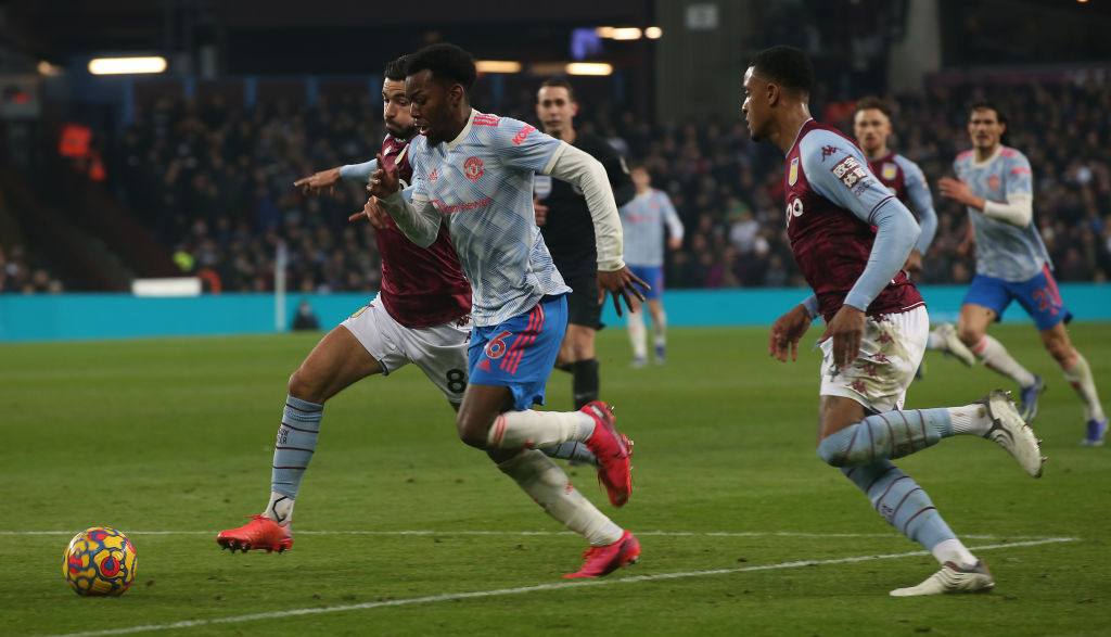 Aston Villa v Manchester United - Premier League