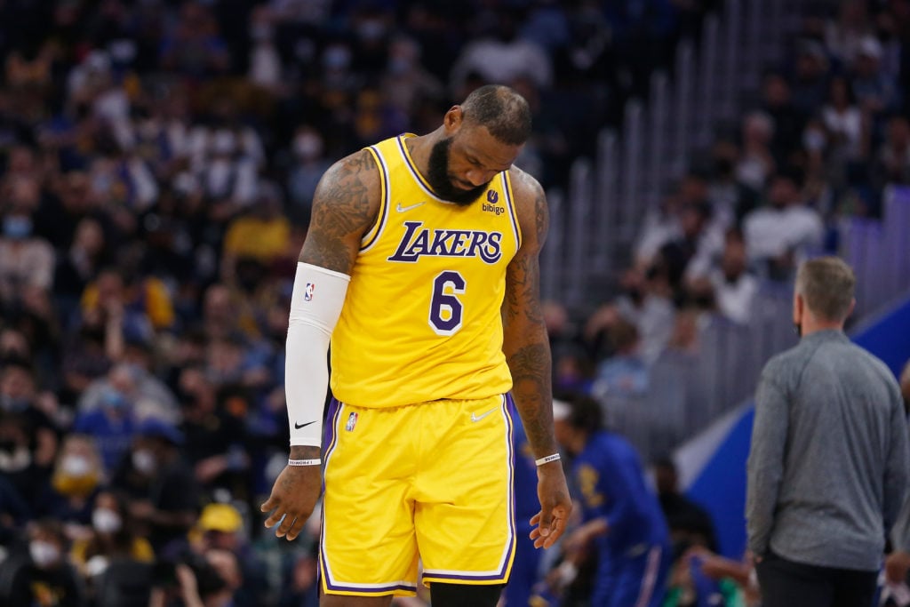 Los Angeles Lakers v Golden State Warriors