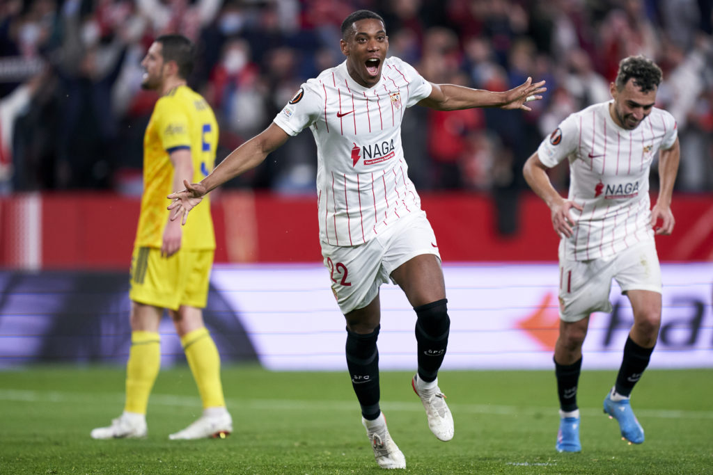 Sevilla FC v Dinamo Zagreb: Knockout Round Play-Offs Leg One - UEFA Europa League