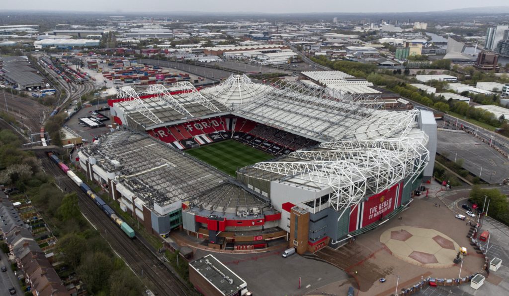 Neville says he supports Manchester United building new 'super stadium'