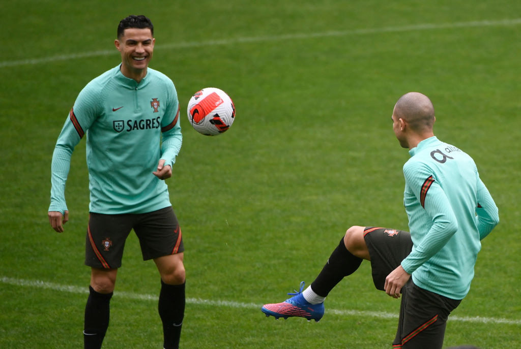 FBL-WC-2022-EUROPE-QUALIFIERS-POR-TRAINING