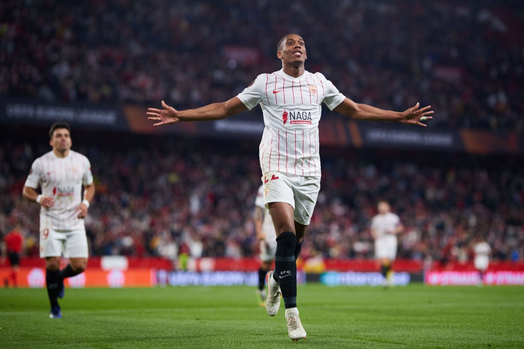 Sevilla FC v Dinamo Zagreb: Knockout Round Play-Offs Leg One - UEFA Europa League