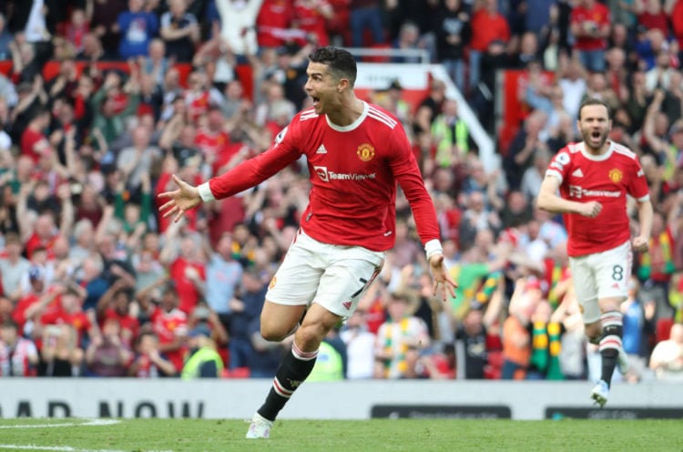 Manchester United need to have the same standards as Cristiano Ronaldo, says Owen Hargreaves