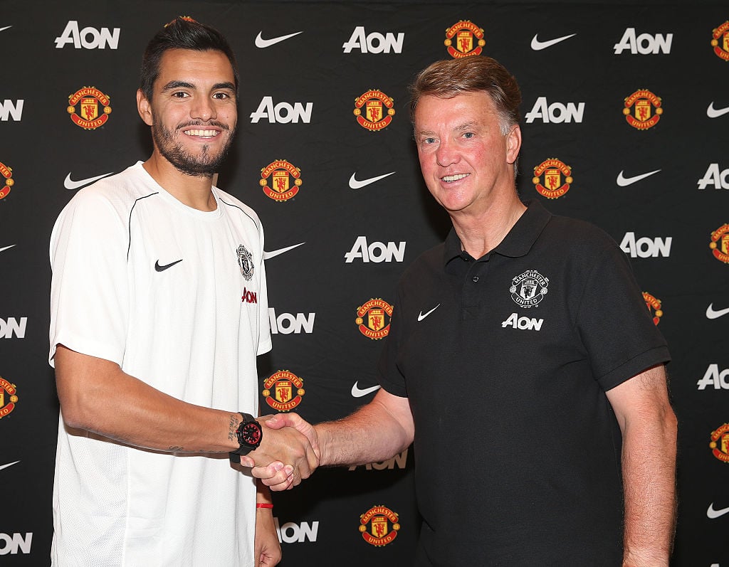 Manchester United Announce Signing of Goalkeeper Sergio Romero