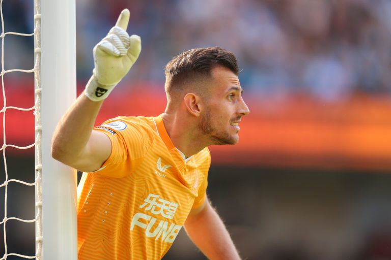 Martin Dubravka completes Manchester United medical