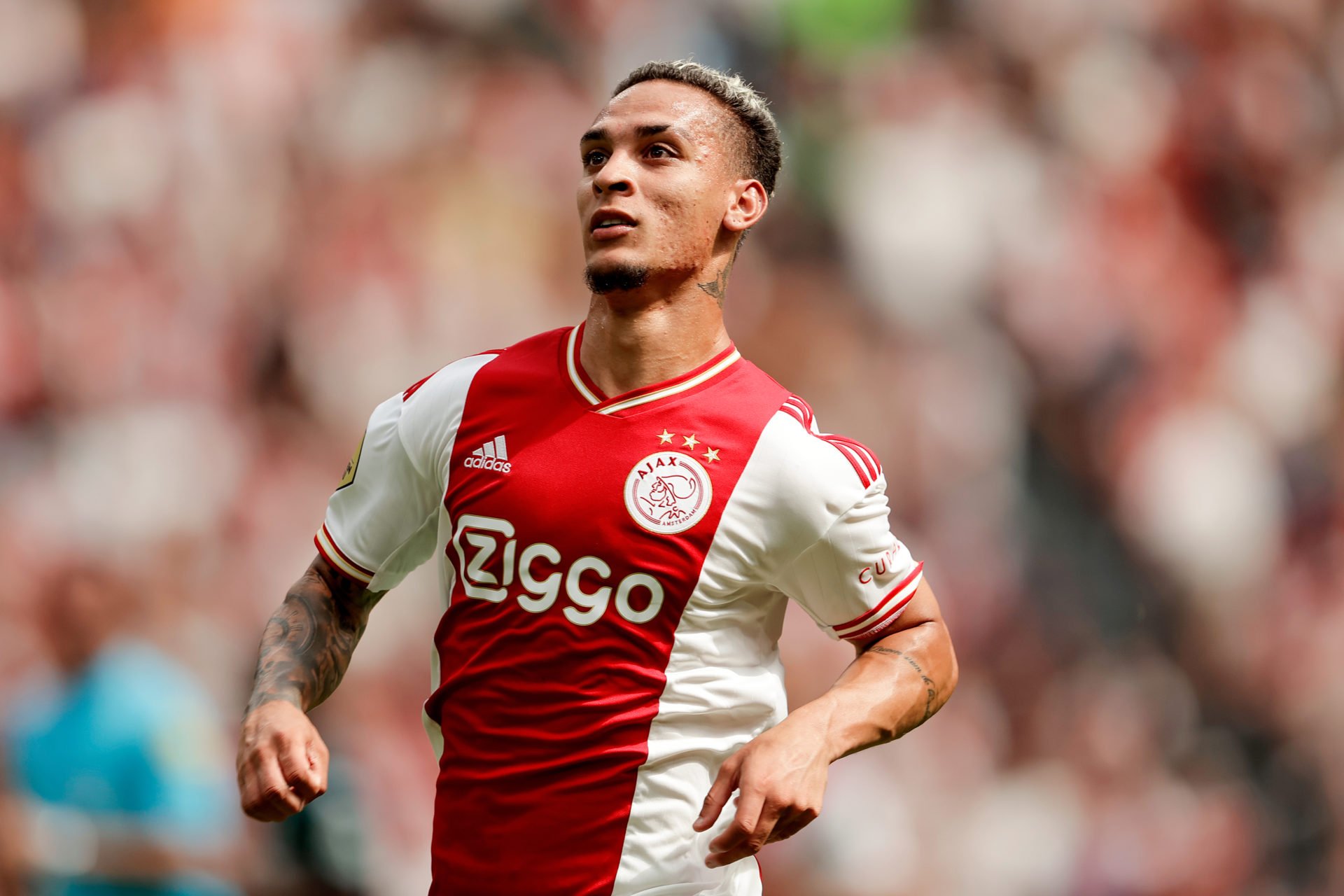 Manchester United cerca de cerrar un acuerdo de 84 millones de libras esterlinas para fichar a Antony Manchester United cerca de cerrar un acuerdo de 84 millones de libras esterlinas para fichar a Antony