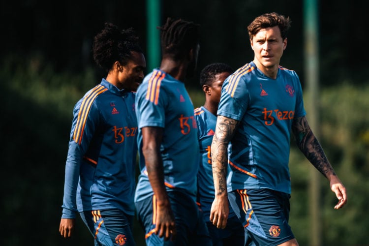 Victor Lindelof pictured back in training ahead of Leicester clash
