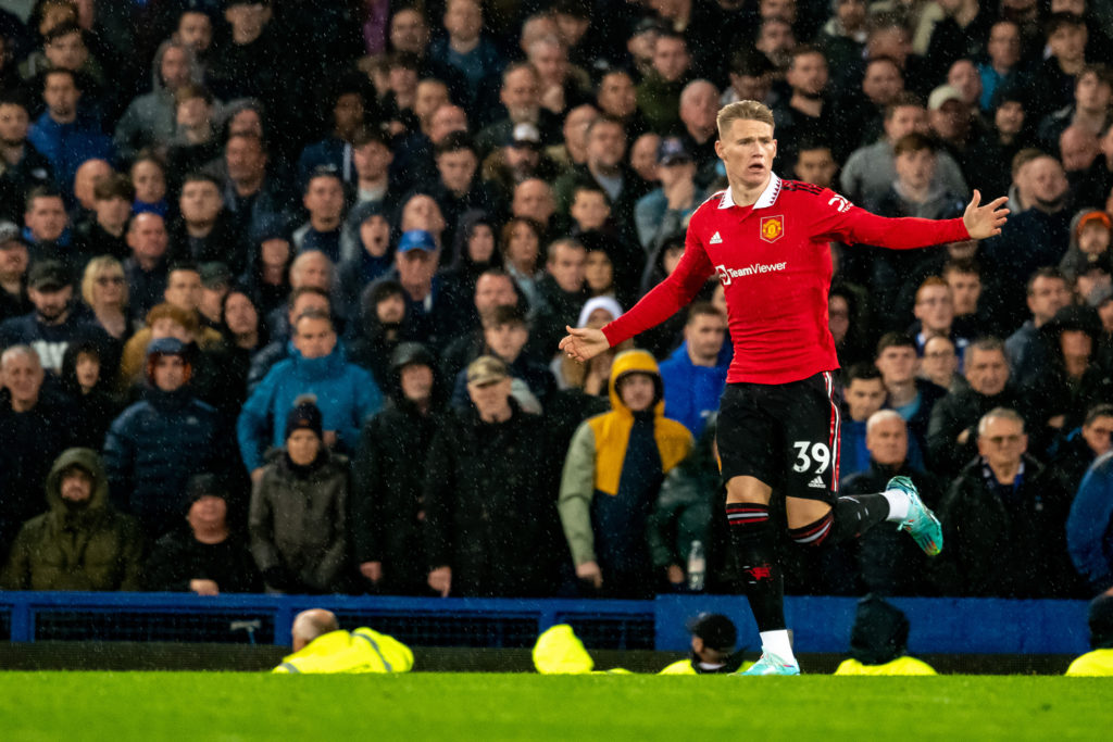 Everton FC v Manchester United - Premier League