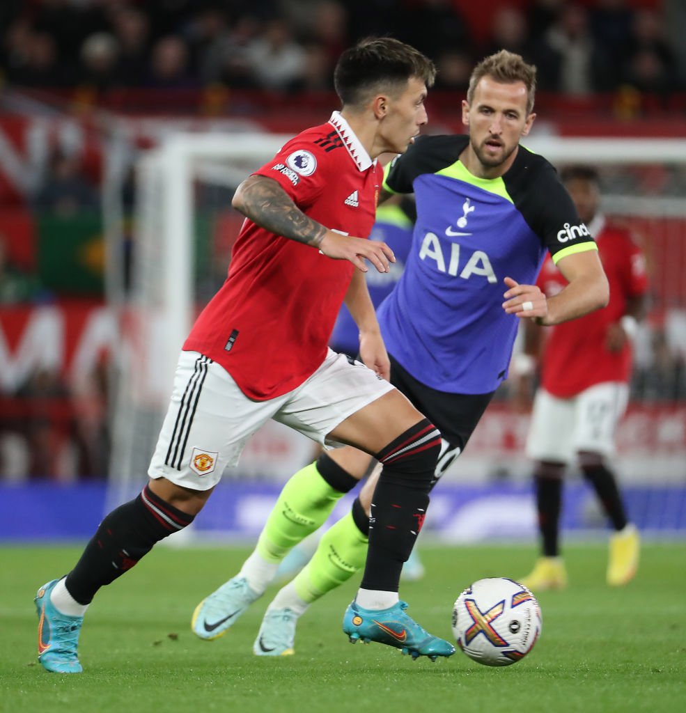 Manchester United beat Tottenham Hotspur 2-0 in Premier League