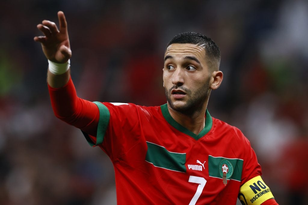 hakim-ziyech-urged-to-leave-chelsea-and-sign-for-manchester-united