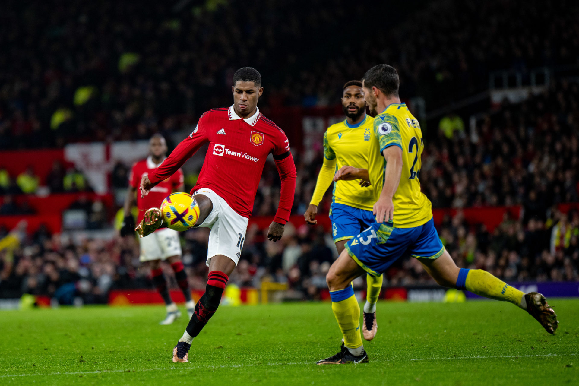 Manchester United v Nottingham Forest - Premier League