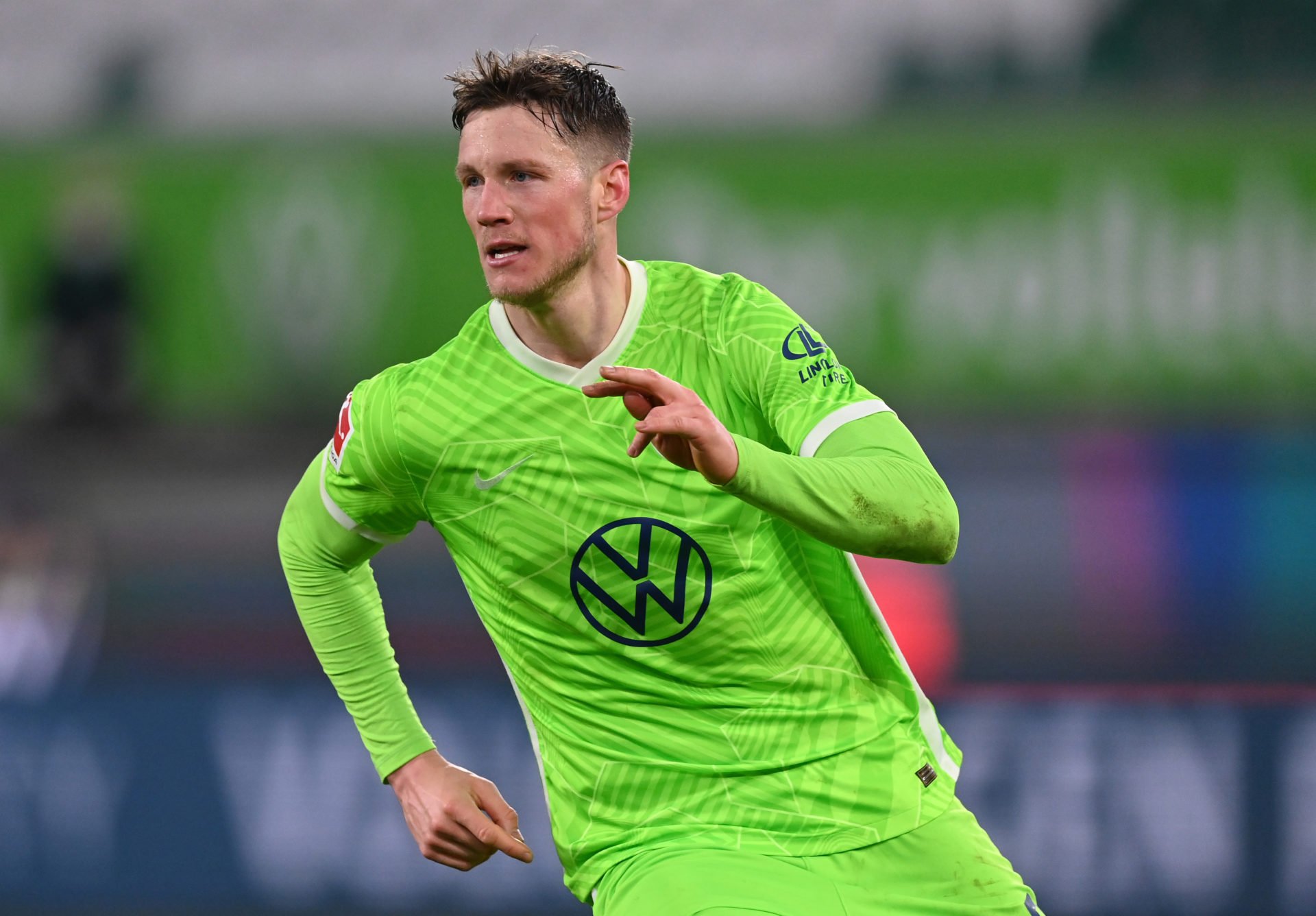 Manchester United in talks for Burnley striker Wout Weghorst - AS USA