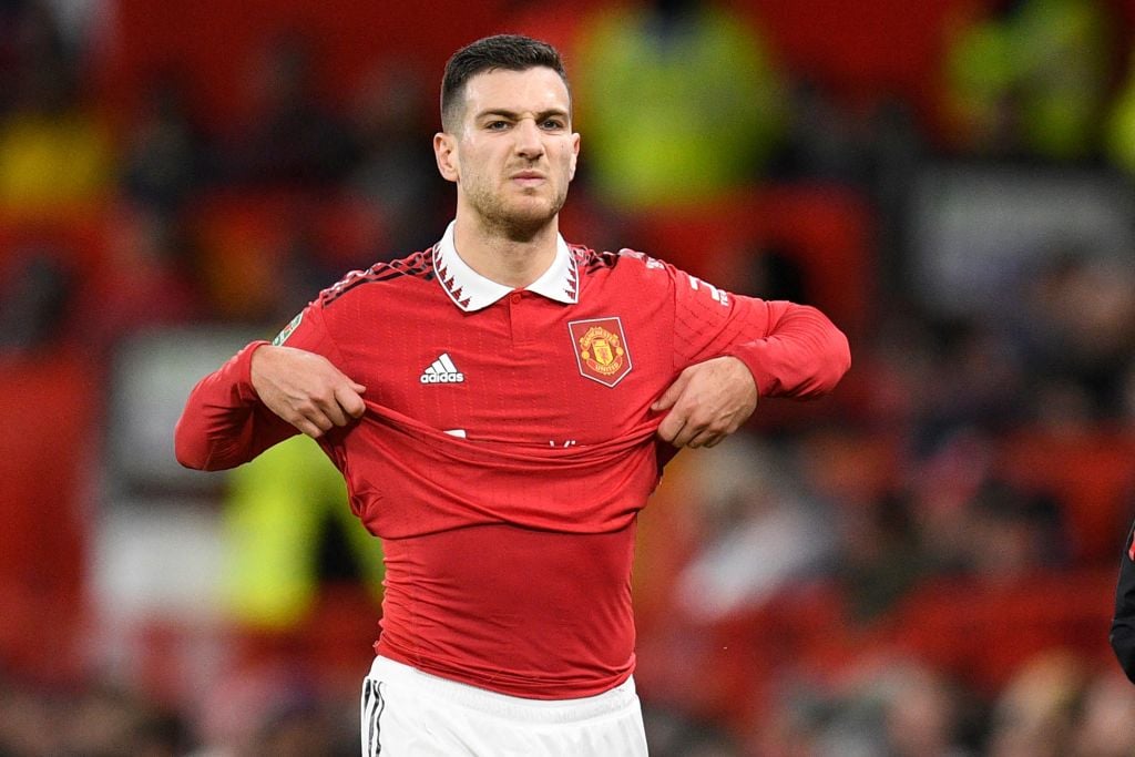 Bruno Fernandes provides injury update on Manchester United teammate Diogo Dalot