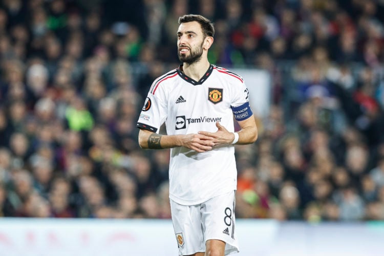 Bruno Fernandes sends eight-word message to Manchester United fans after Barcelona draw