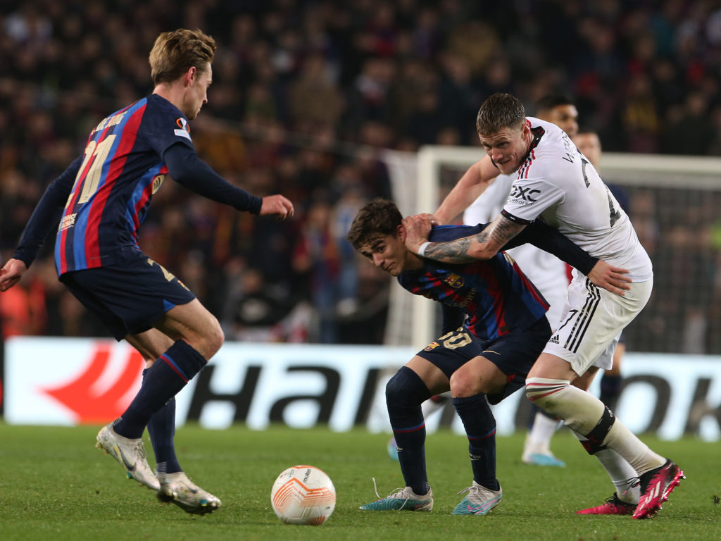 FC Barcelona v Manchester United: Knockout Round Play-Off Leg One - UEFA Europa League