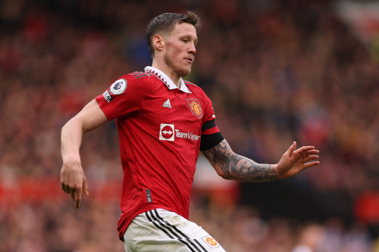 Dimitar Berbatov says Wout Weghorst could 'easily' play in central midfield