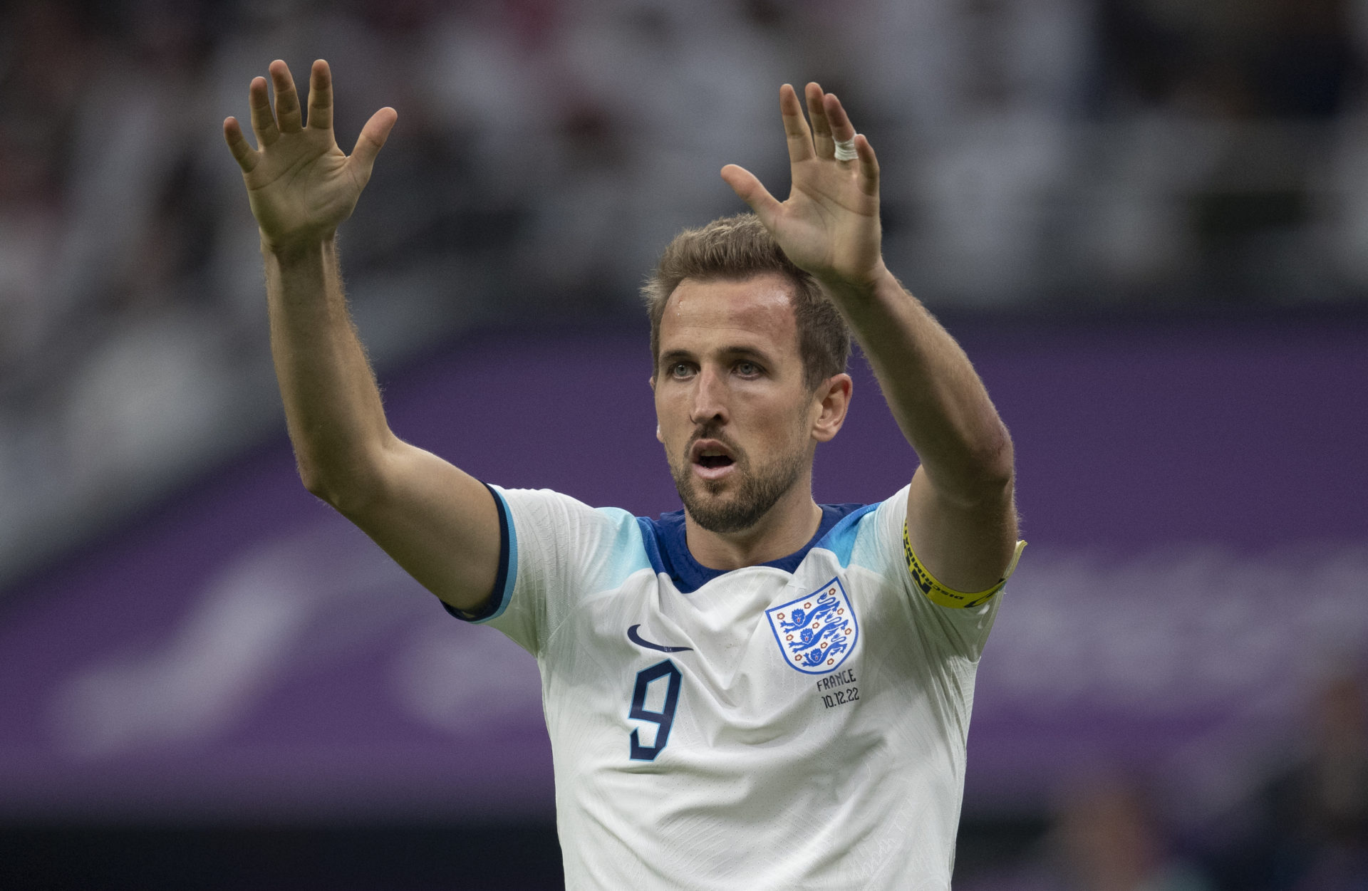 Tottenham want £100m for Harry Kane! Man Utd must pay full fee up