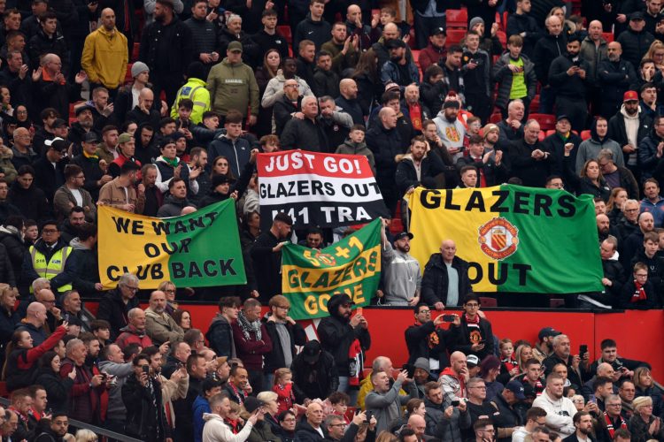 Manchester United shares 'tank' to lowest levels in months amid warning Glazers could stay