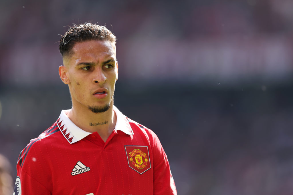 Manchester United v Wolverhampton Wanderers - Premier League