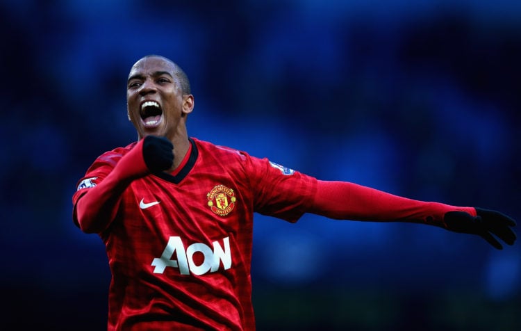 Ashley Young hilariously trolls Liverpool with Tweet to Gary Neville