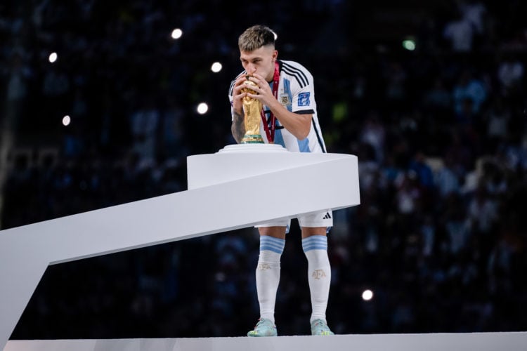 Lisandro Martinez of Argentina kisses the World Cup trophy after the FIFA World Cup Qatar 2022 Final match between Argentina and France at Lusail S...